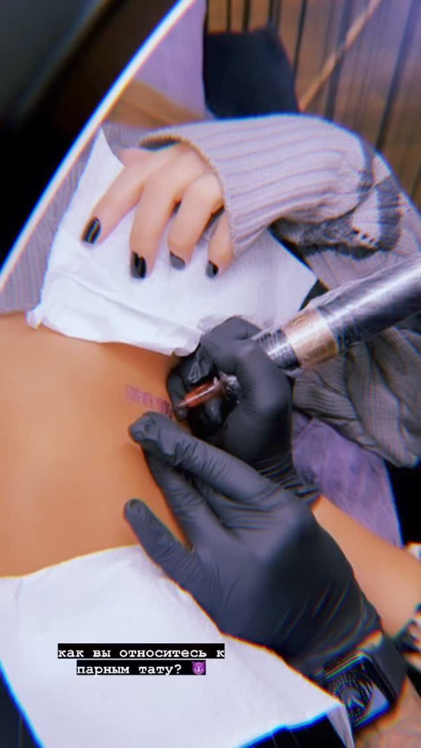 Новая девушка Мурата показала парное тату / © instagram.com/anastasija_foxy2
