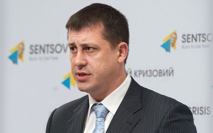 Підозрюваного у хабарництві головного санлікаря України звільнили