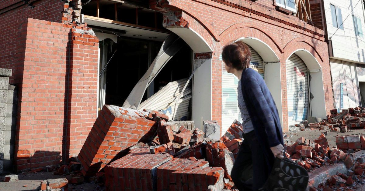 Унаслідок потужних землетрусів в Японії постраждало 120 осіб