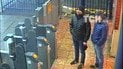 Подозреваемые на железнодорожной станции в Солсбери на пути в Лондон 3 марта.