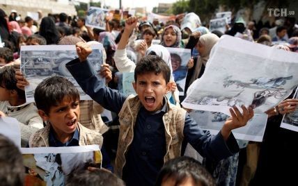 В Ємені кожні 10 хвилин помирає дитина, бо продукти заблоковані у портах