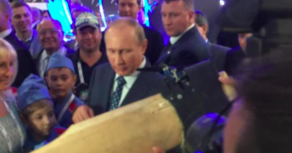 Российский президент не удержался от шутки