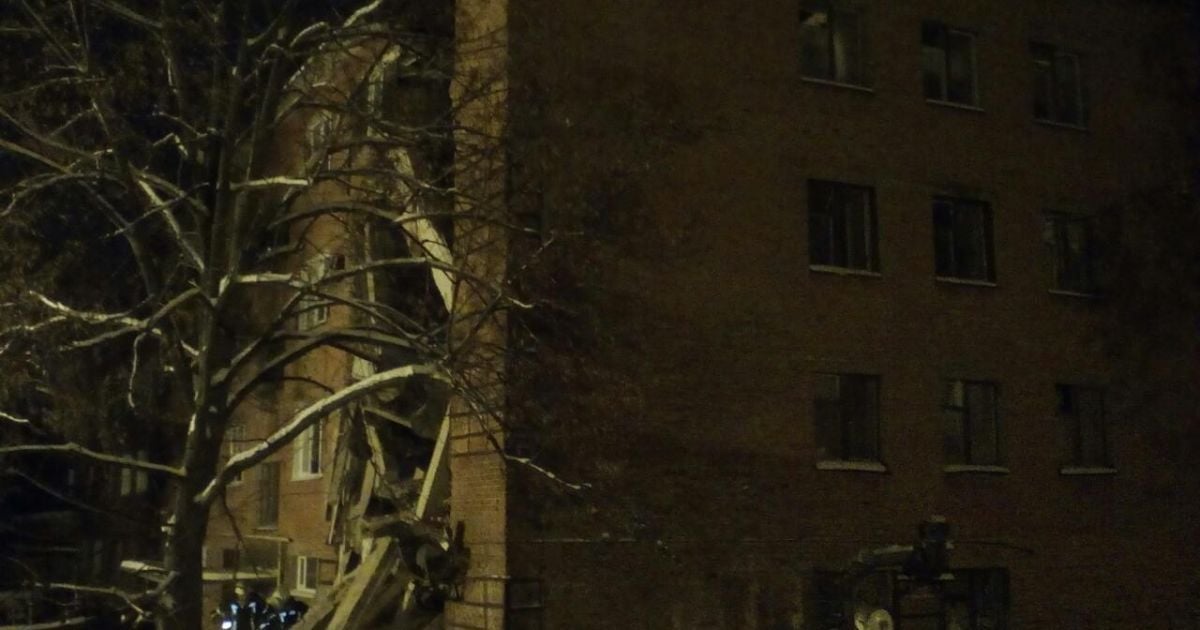 В Чернигове обвалилась часть жилого дома