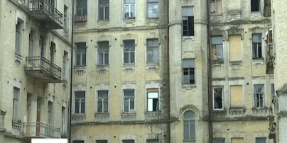 Дом, который обрушился в центре Киева, весной 2015 перешел в частную собственность в ОСМД