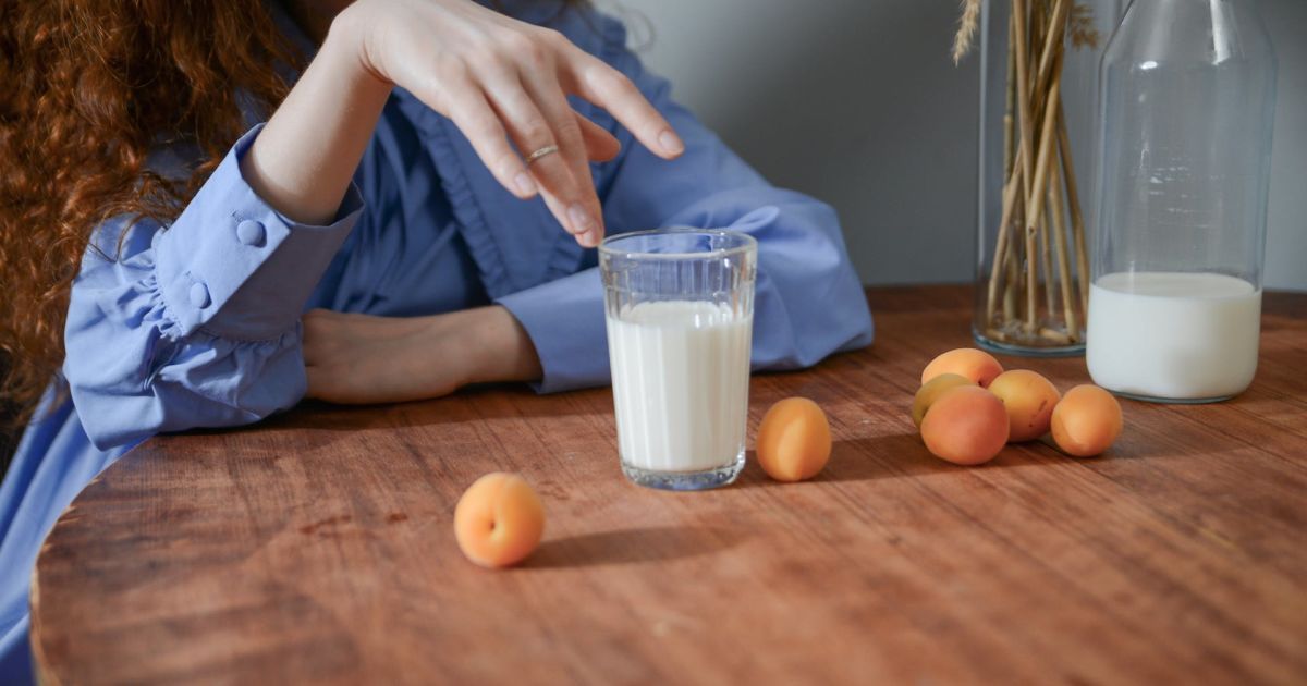 Never Do That Why You Can't Store Milk in the Refrigerator Door