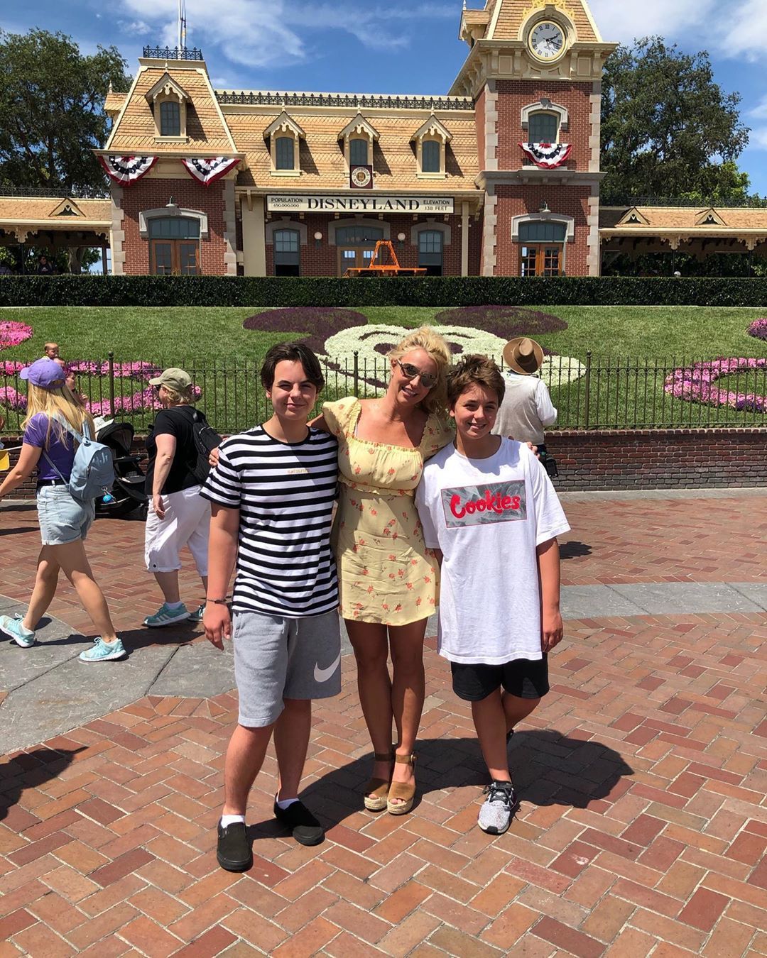 Бритни Спирс с сыновьями / © instagram.com/britneyspears