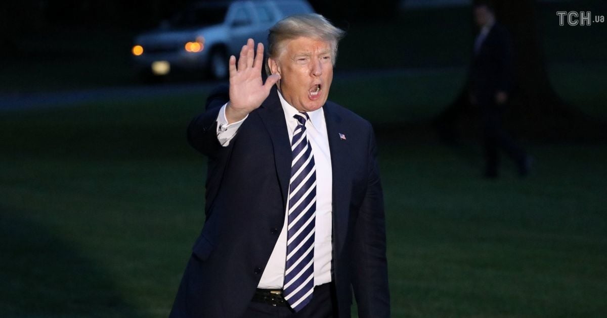 "Полювання на відьом": Трамп знову сумнівається у законності розслідування зв’язків з РФ