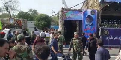 В Мережі опублікували відео розстрілу параду в Ірані