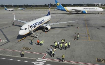 "Первый пошел". Ryanair выполнил дебютный рейс из Украины