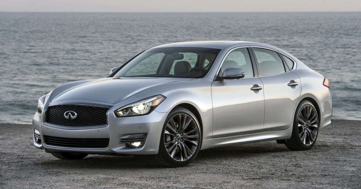 Infiniti представила топовую версию седана Q70
