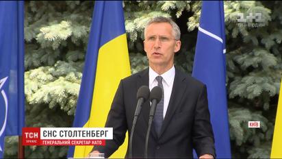 Полную поддержку Украине выразил генсек НАТО Йенс Столтенберг