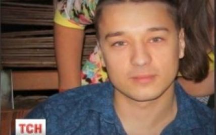ФСБ "подчищает" биографию погибшего россиянина на Донбассе, а родители отказываются от идентификации тела