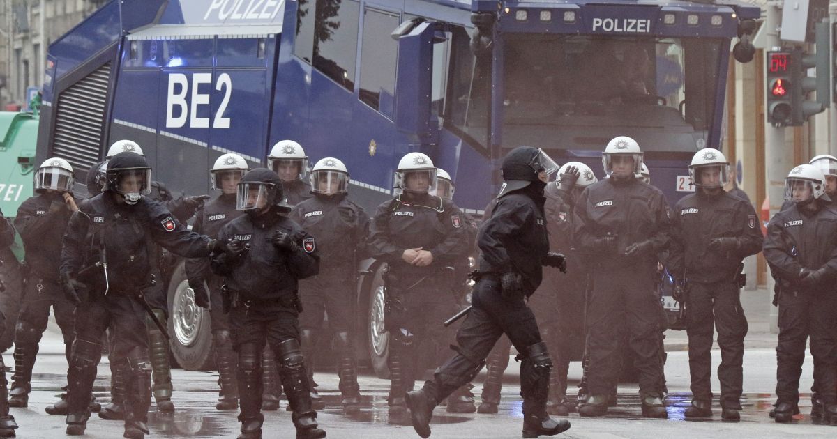 У Німеччині відбулися масові протести проти коронавірусних обмежень