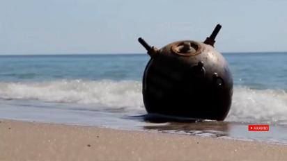 З моря на берег біля Одеси винесло 5 мін: Братчук про небезпеку