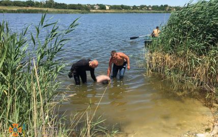 В Днепропетровской области в водоеме утонул мужчина: его тело искали сутки