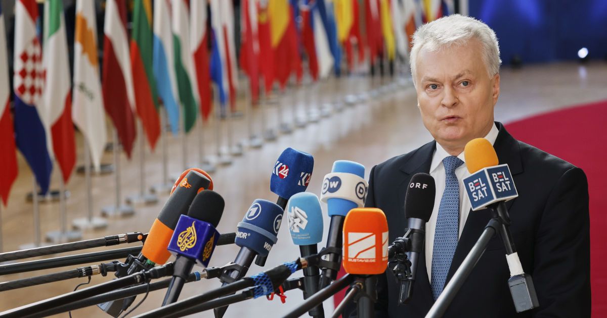 Ґітанас Науседа