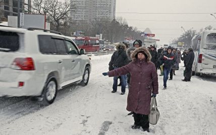 Киев получил снежный нокаут и застрял в пробках. Текстовая трансляция