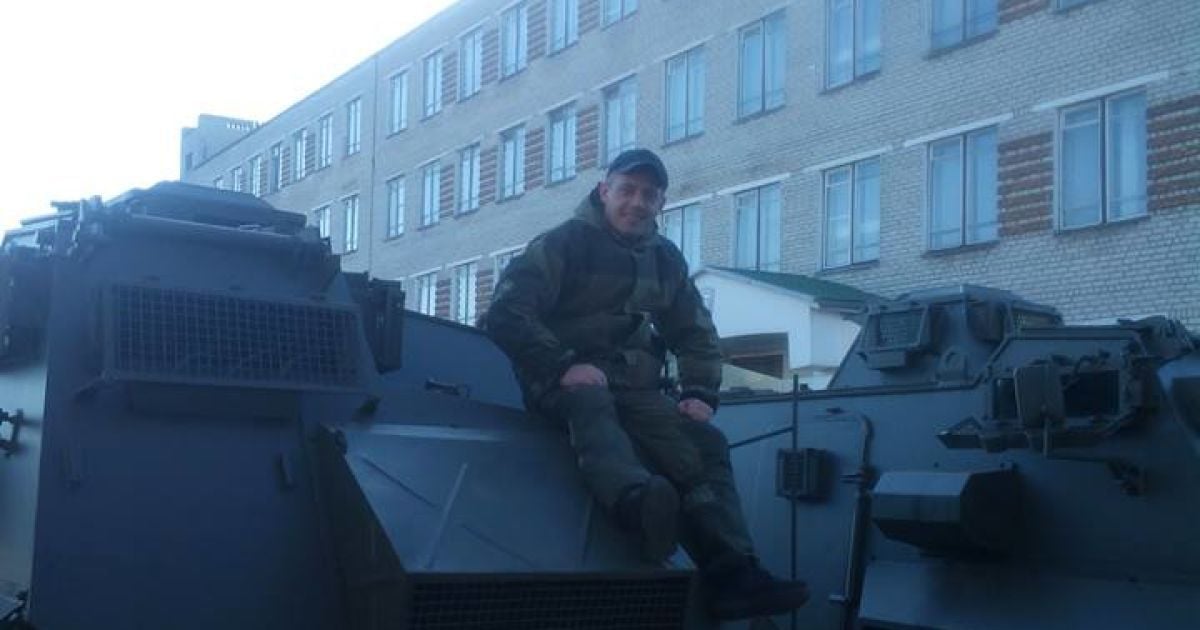 Британські БТРи передали бійцям