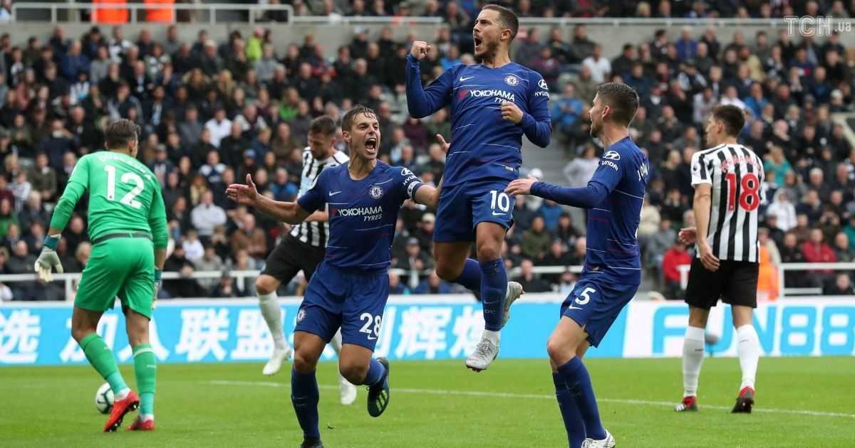 "Челси" благодаря пенальти и автоголу обыграл на выезде "Ньюкасл"