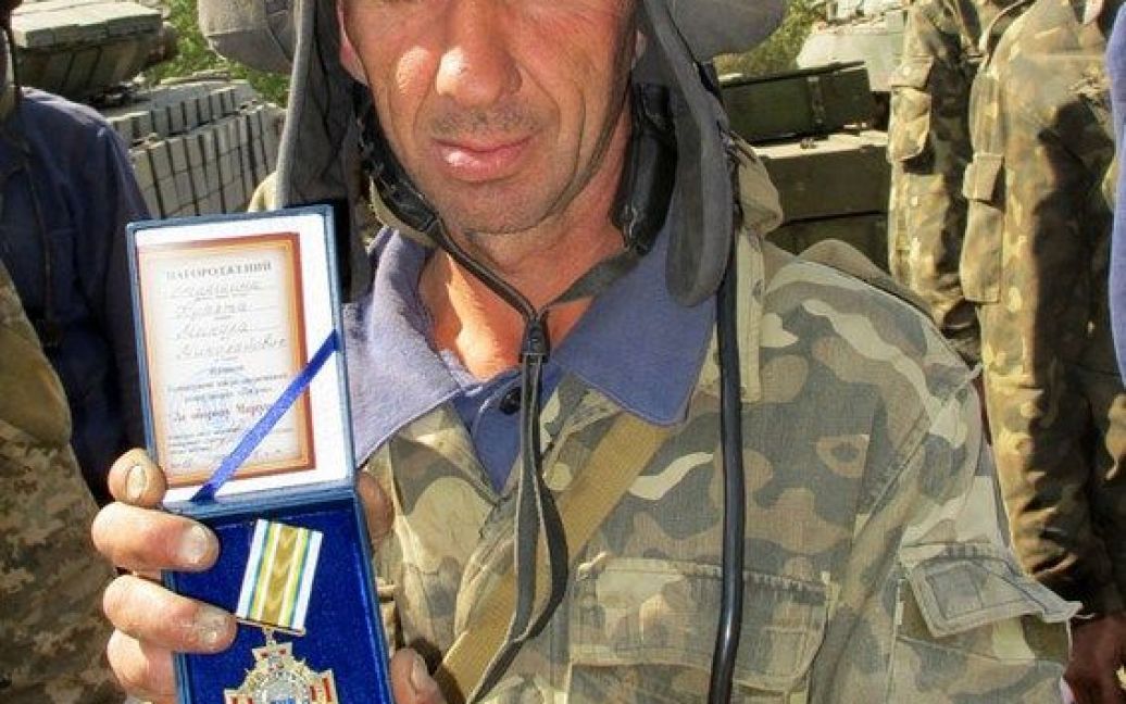 Министр обороны наградил танкистов в зоне АТО / © mediarnbo