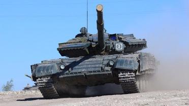 Луганские боевики начали отводить танки от линии соприкосновения. / © ЛуганскИнформЦентр