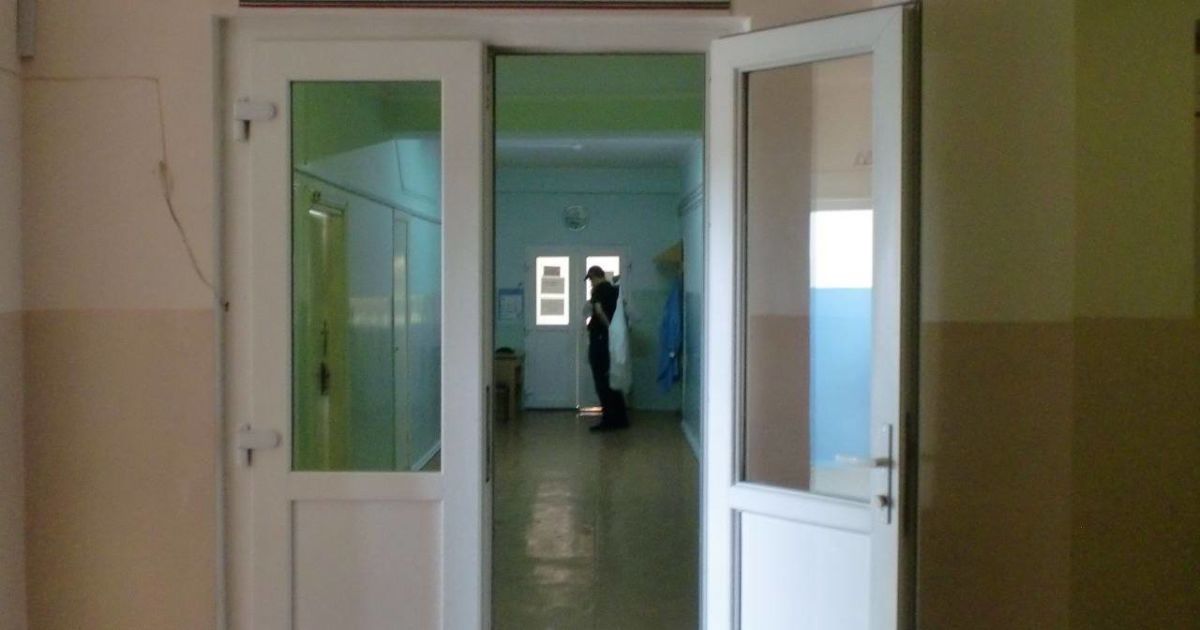 Может вызвать паралич: в магазинах Киева ищут вредоносое румынское печенье