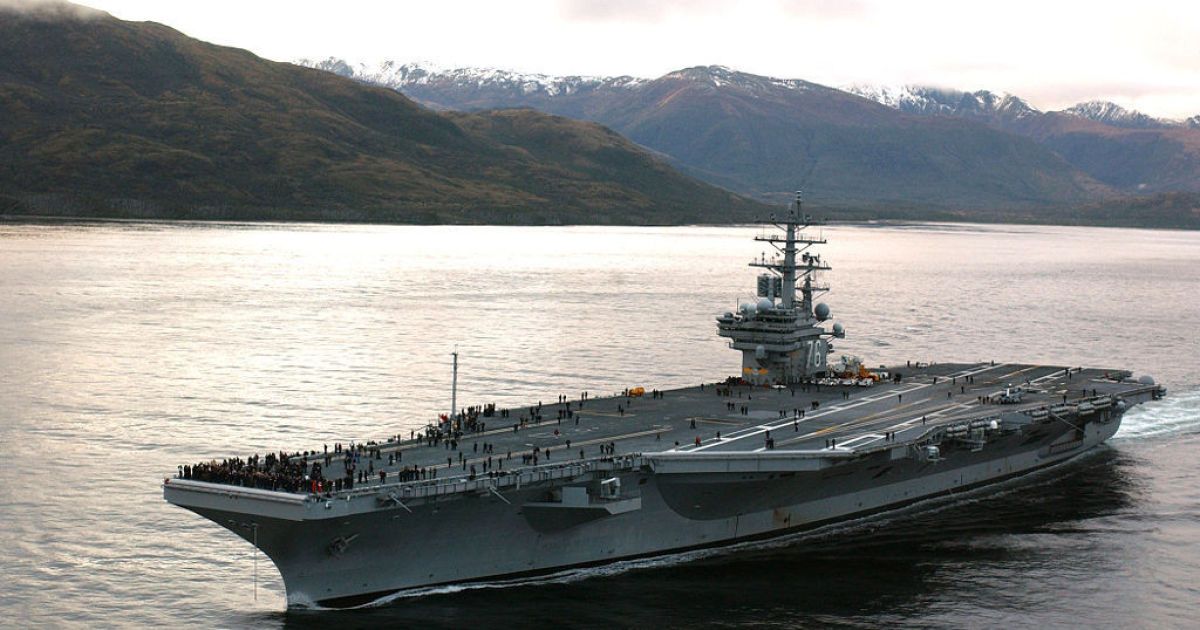 Два авианосца США покинули акваторию Японского моря возле КНДР - СМИ