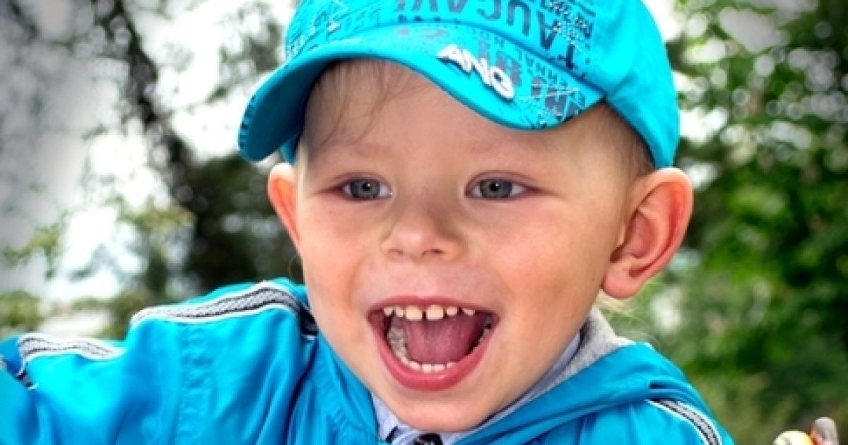 В срочной операции нуждается 2-летний Егор