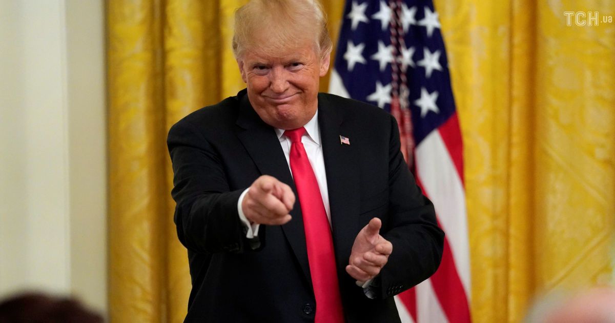 Глава апарату Білого дому Келлі назвав Трампа ідіотом – ЗМІ