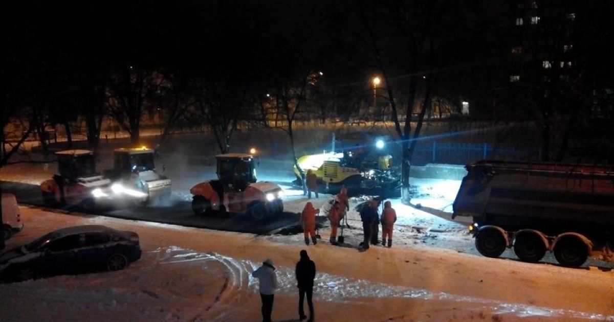 В Полтаве заасфальтировали покрытые снегом дороги