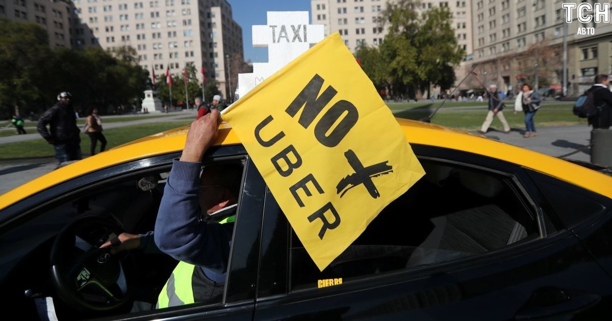 У Нью-Йорку обмежили роботу Uber та інших таксі-сервісів