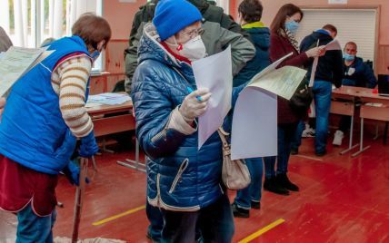 Убийство, помощь террористам и Госдума РФ: какие открытия ожидали избирателей за фамилиями в бюллетенях