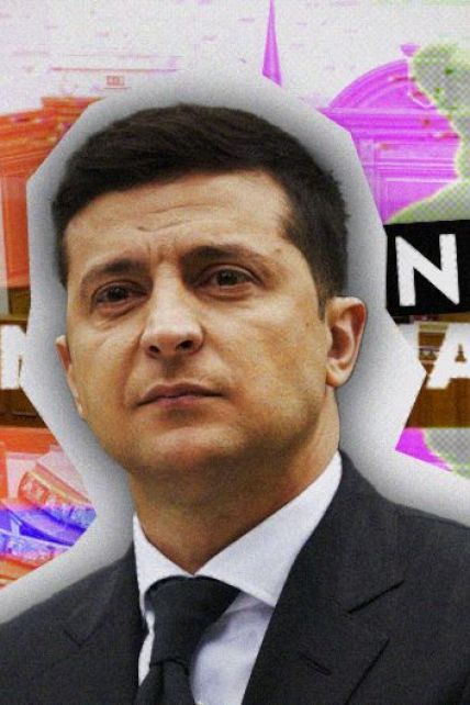 Политическая турбулентность: как закрытие каналов Медведчука и игра Разумкова повлияют на рейтинги власти