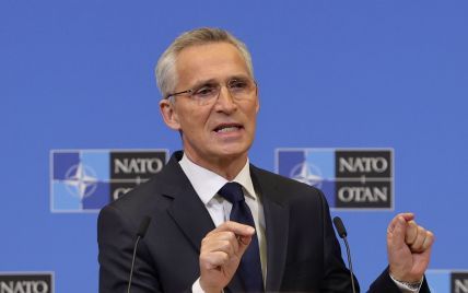 Запаси вичерпуються: НАТО планує наростити виробництво зброї для допомоги Україні