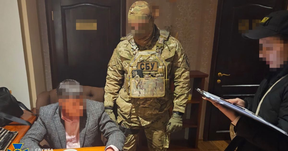 СБУ та НАБУ викрили на хабарі заступника голови Запорізької облради та його спільників