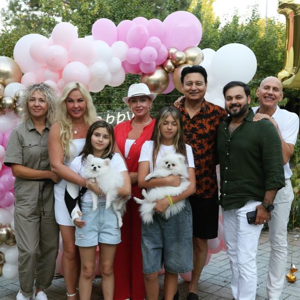 Доньки Камалії відсвяткували день народження / © instagram.com/kamaliyaofficial