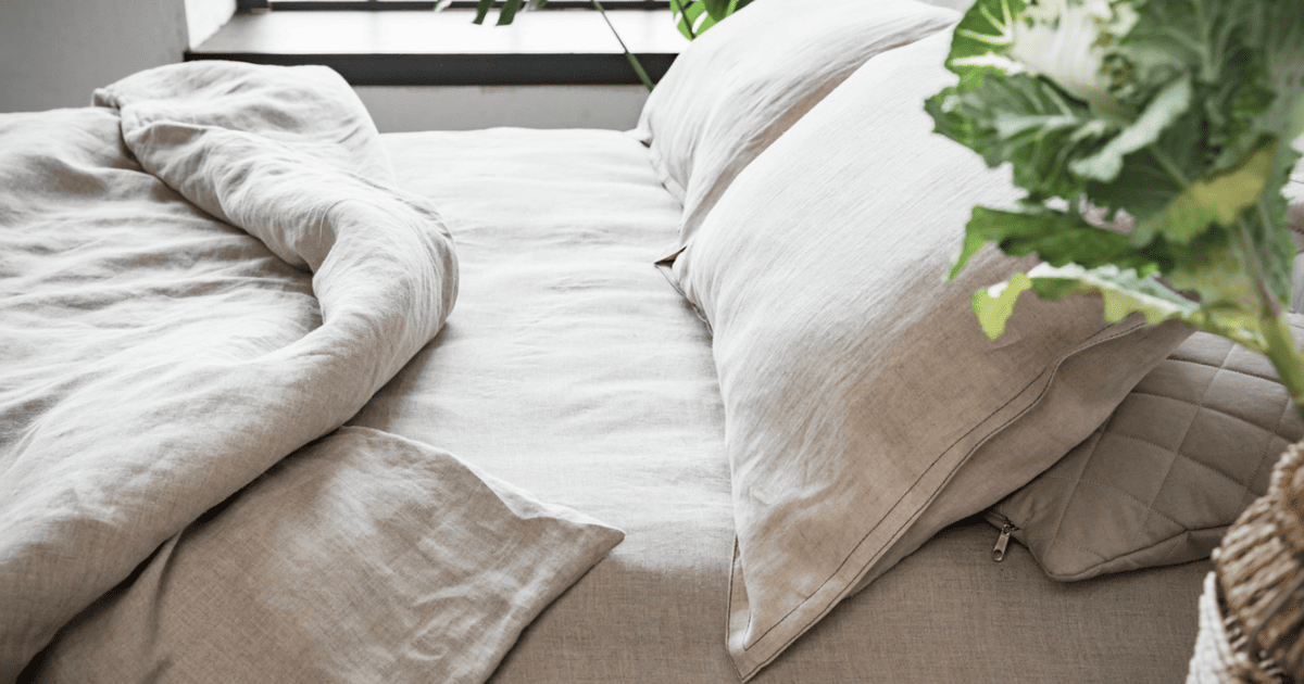 Чому свіжовипрана білизна має затхлий запах