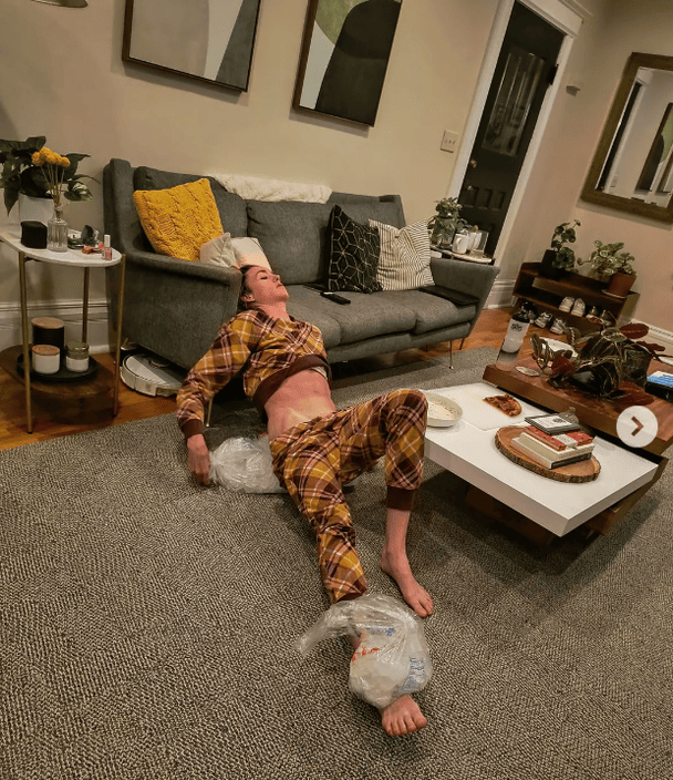 Легкоатлетка Ейліш Макколган після марафону / © із соцмереж