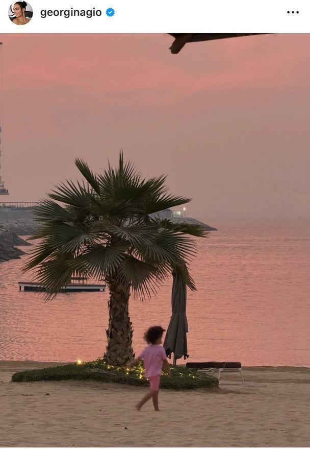 Донька Кріштіану Роналду і Джорджини Родрігес / © Instagram Джорджини Родрігес