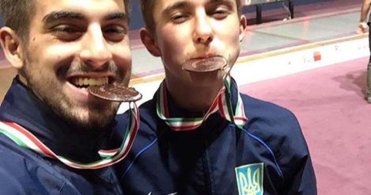 Українські шаблісти з бронзовими медалями етапу Кубка Світу в Будапешті.