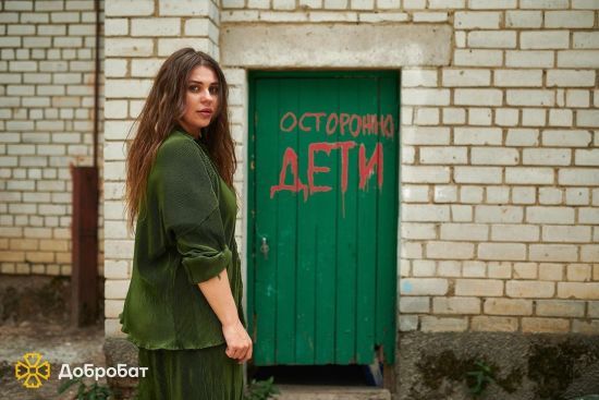 Заріцька відвідала деокуповане село на Чернігівщині: "Багато зруйнованих будинків і життів"