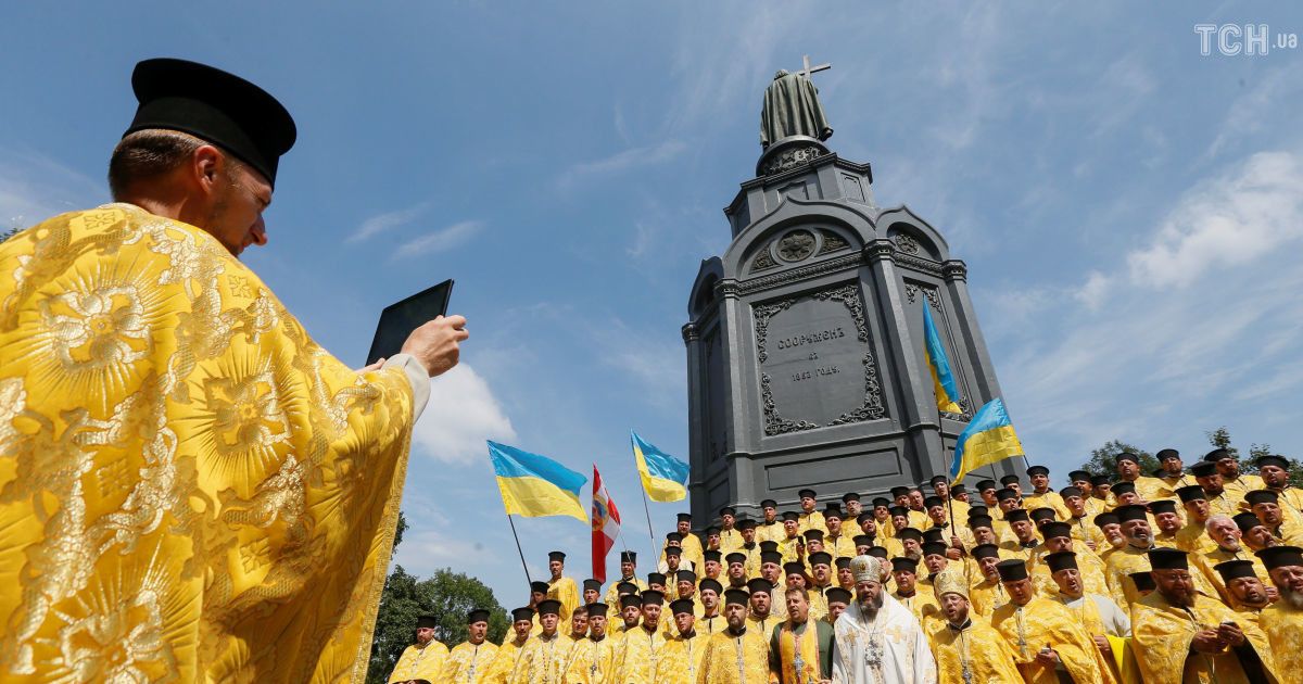 Крестный ход УПЦ КП в Киеве