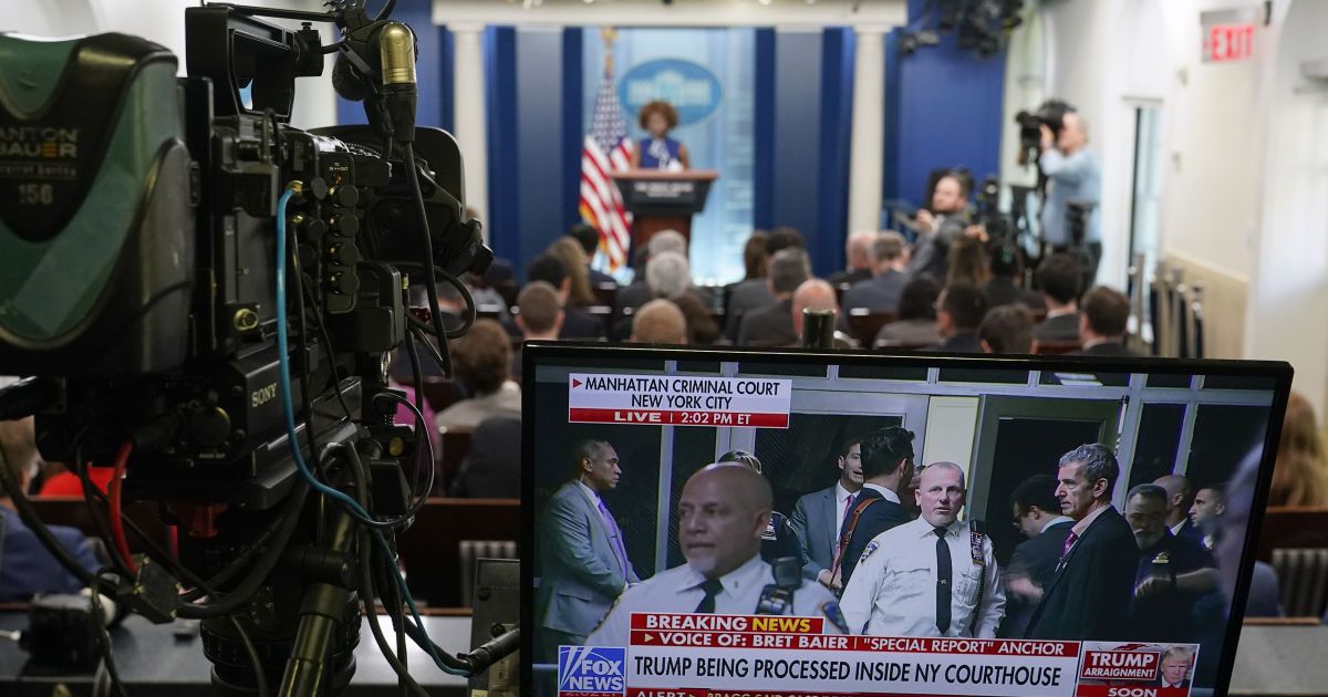 В Белом доме рассказали, как Байден отреагировал на суд над Трампом