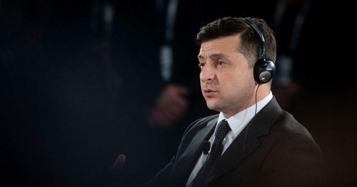 Спалах коронавірусу. Зеленський пригрозив політикам поселити евакуйованих українців у "маєтках в Конча-Заспі"