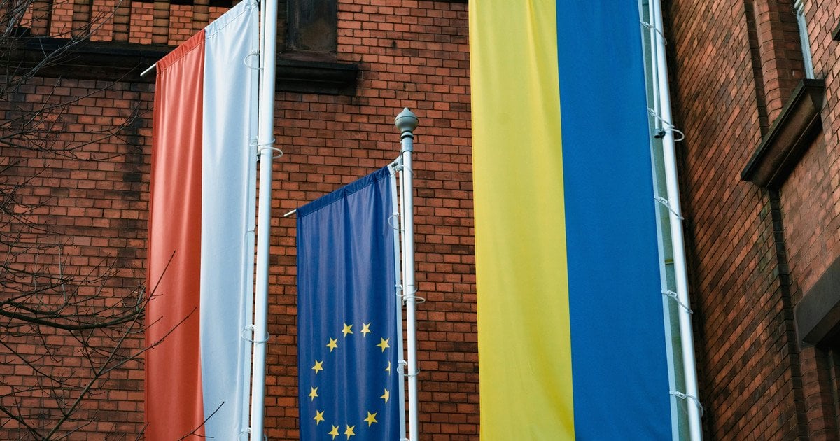 Прапор України, Польщі та ЄС