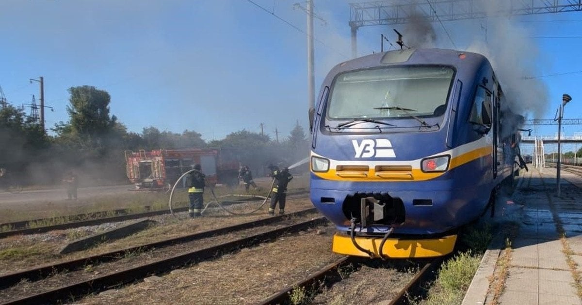 Поїзд Дніпро—Запоріжжя