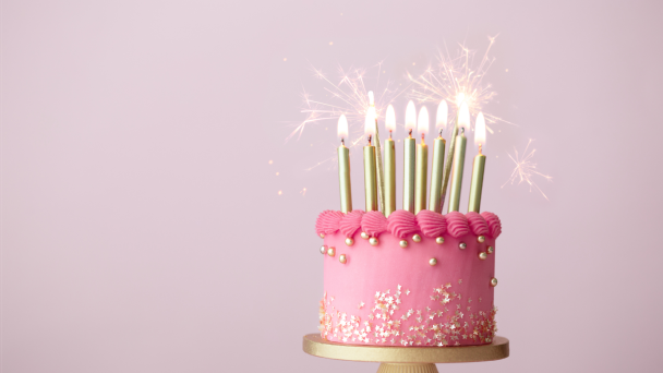 Ідеальний святковий торт: як обрати найкращий варіант для дня народження (фото)