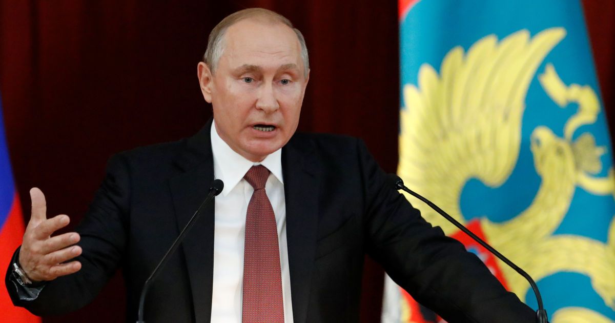 Агрессивный шаг и прямая угроза России: Путин прокомментировал сближение Украины и НАТО