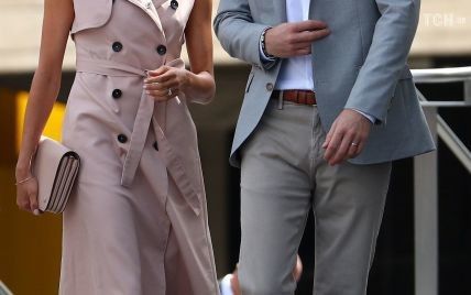 Щасливі й усміхнені принц Гаррі та Меган відвідали виставку у Лондоні