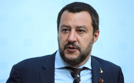 Глава МВД Италии назвал Революцию Достоинства "фейковой", а Крым "исторически русским"